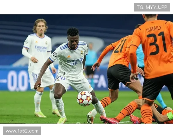 阿扎尔谈维尼修斯或早早退役 阿扎尔谈维尼修斯或早早退役